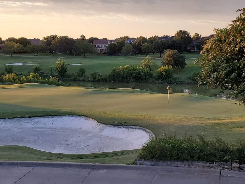 Hackberry Creek Country Club | 1901 W Royal Ln, Irving, TX 75063, USA | Phone: (972) 869-2631