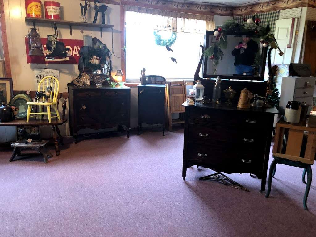 Century House Antiques | 936 Deturksville Rd, Pine Grove, PA 17963, USA | Phone: (570) 345-8363