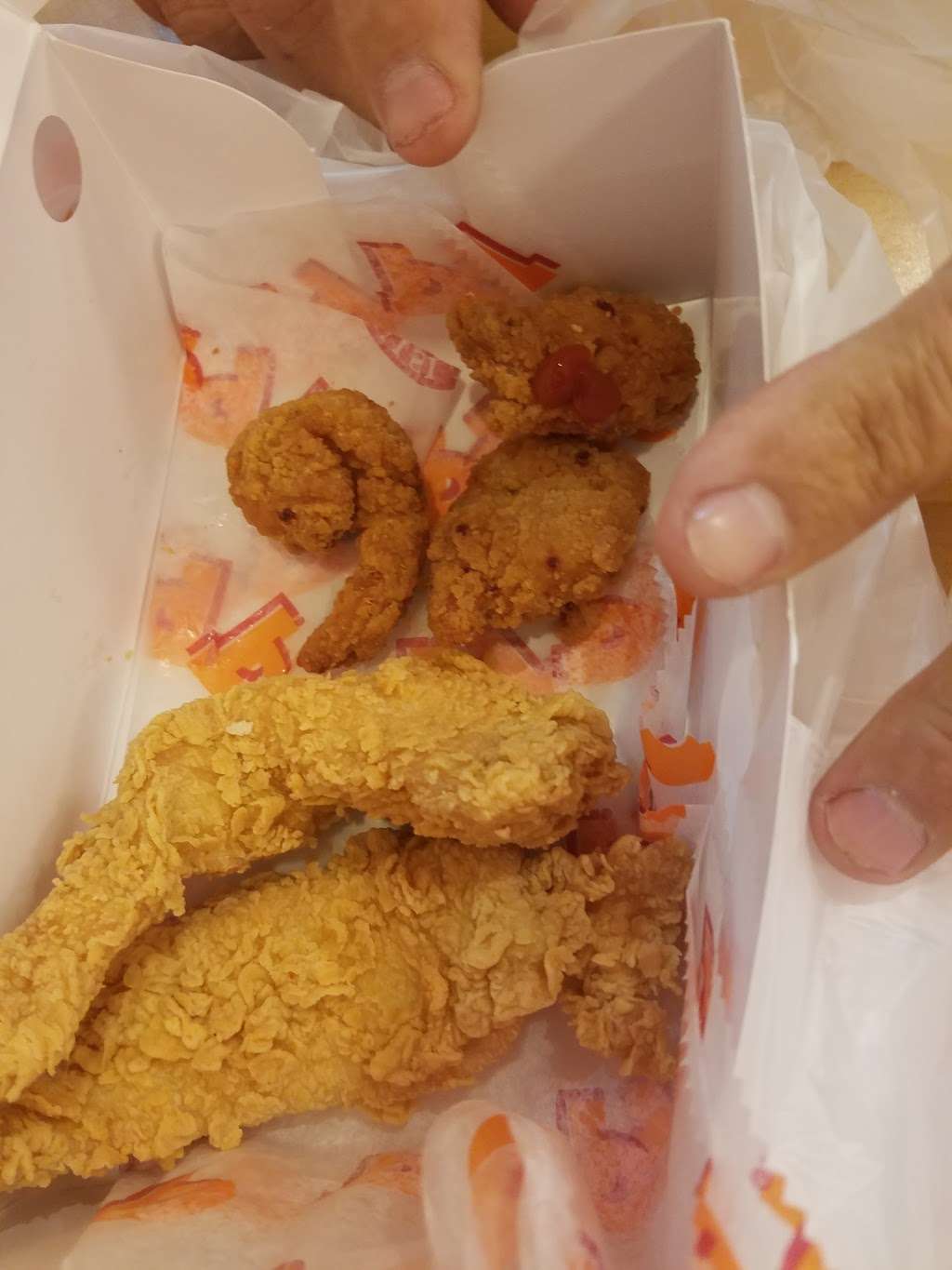 Popeyes Louisiana Kitchen | 8181 S Lancaster Rd, Dallas, TX 75241, USA | Phone: (972) 228-3204