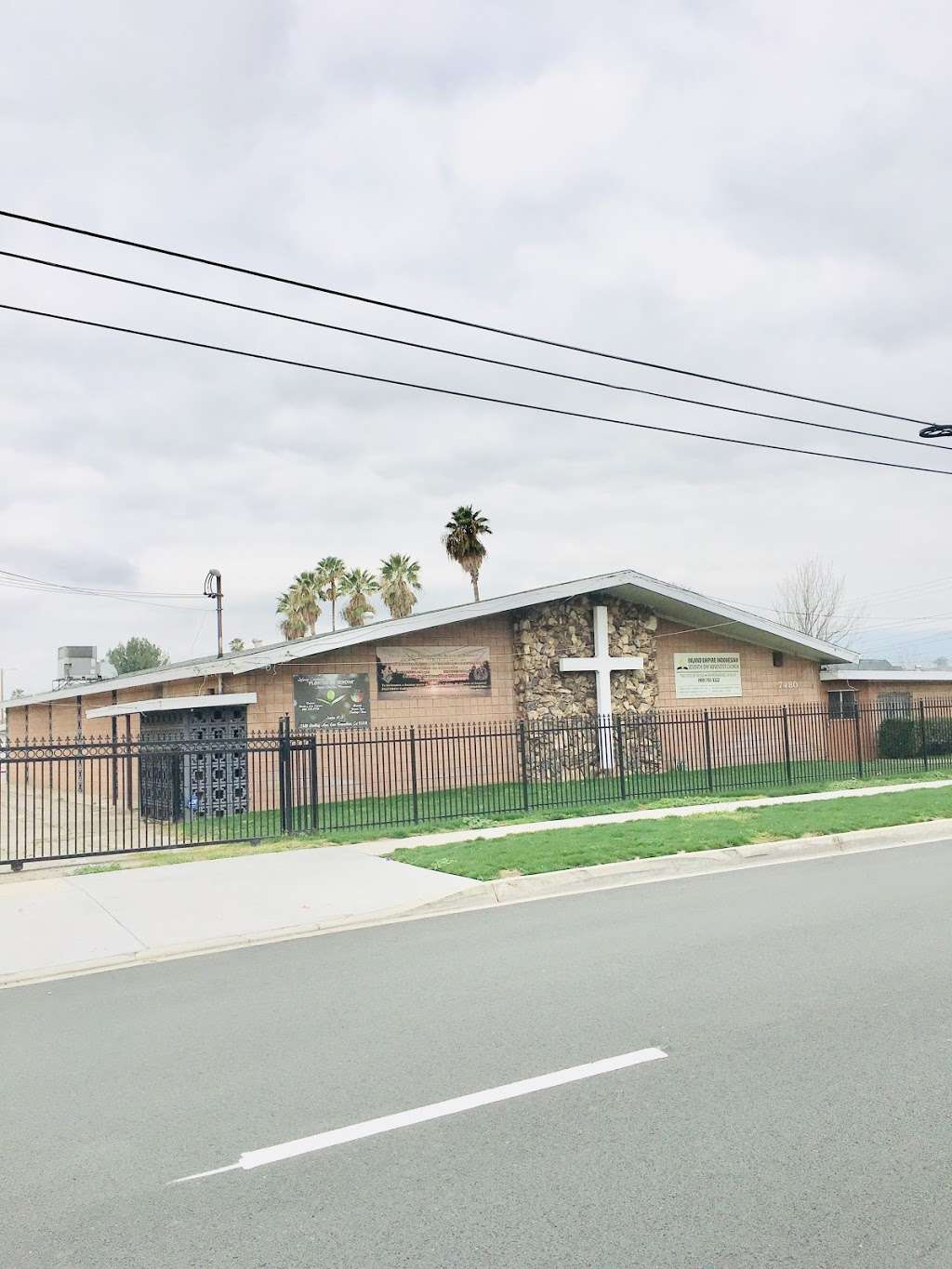 Iglesia Cristiana Plantio De Jehova | 7480 Sterling Ave, San Bernardino, CA 92410, USA | Phone: (909) 228-9756