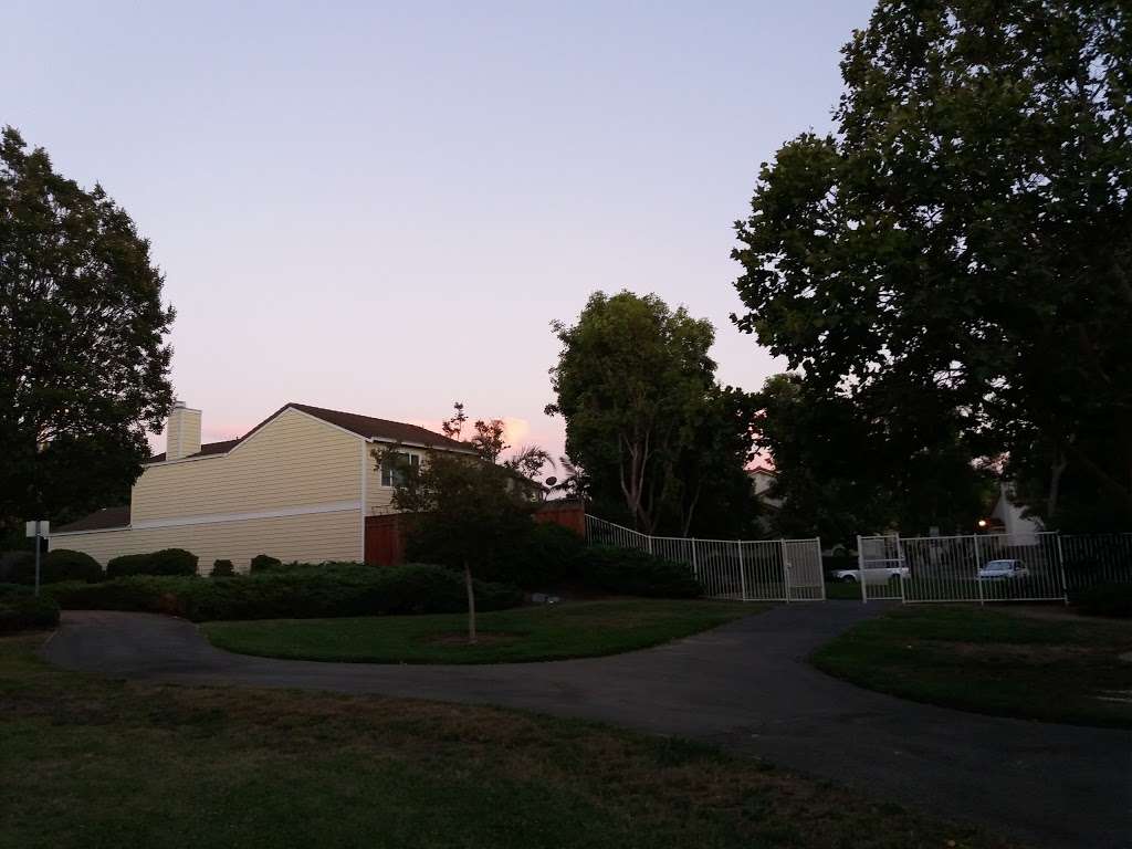 Hillcrest Park | Milpitas, CA 95035, USA | Phone: (408) 586-3210