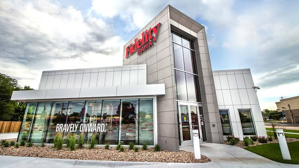 Fidelity Bank - South Seneca | 3128 S Seneca St, Wichita, KS 67217, USA | Phone: (800) 658-1637