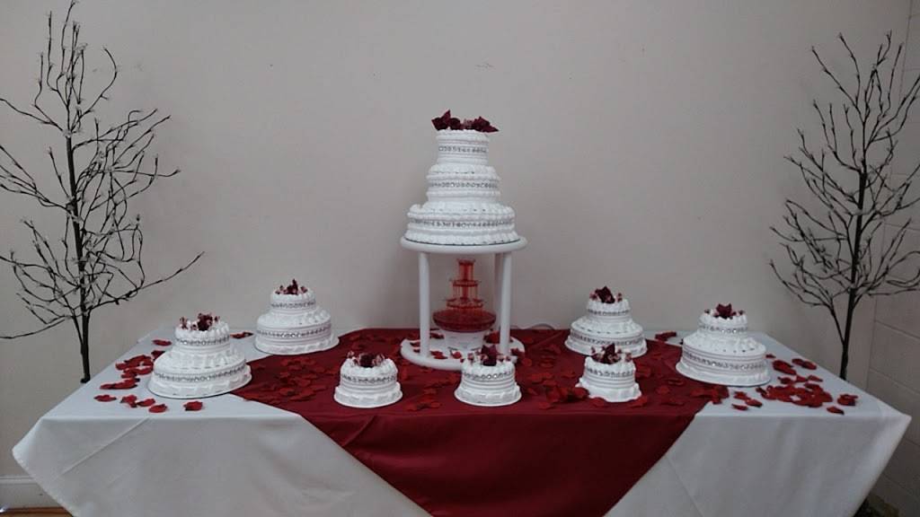 Zummys Cake’s boutique | 7017 E W.T. Harris Blvd, Charlotte, NC 28215, USA | Phone: (704) 837-6919