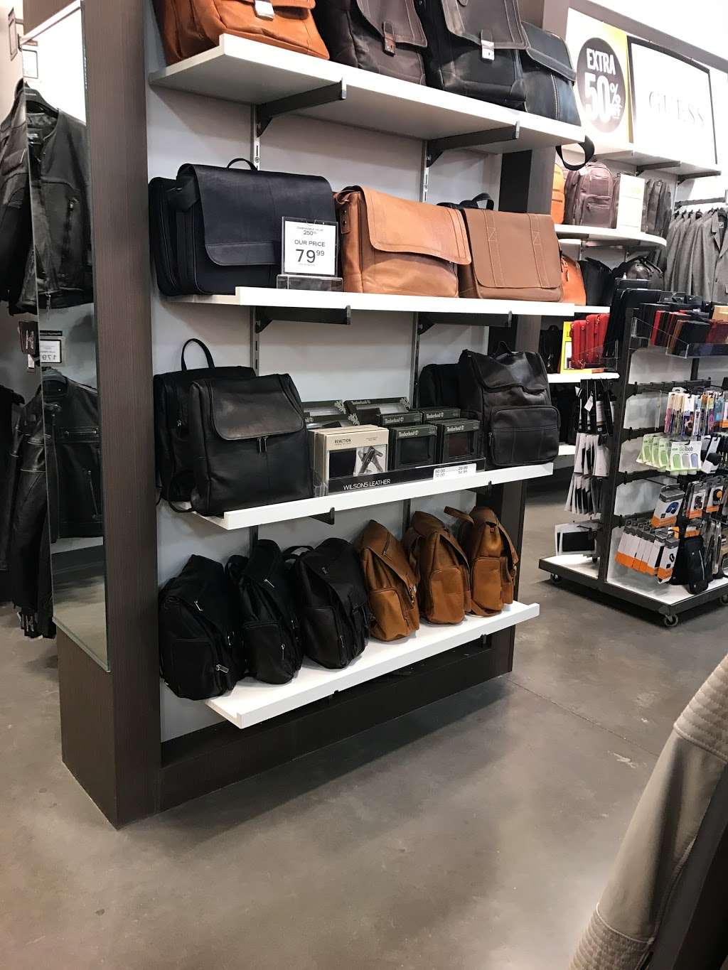 Wilsons Leather | 4976 Premium Outlets Way Suite 748, Chandler, AZ 85226, USA | Phone: (480) 639-1860