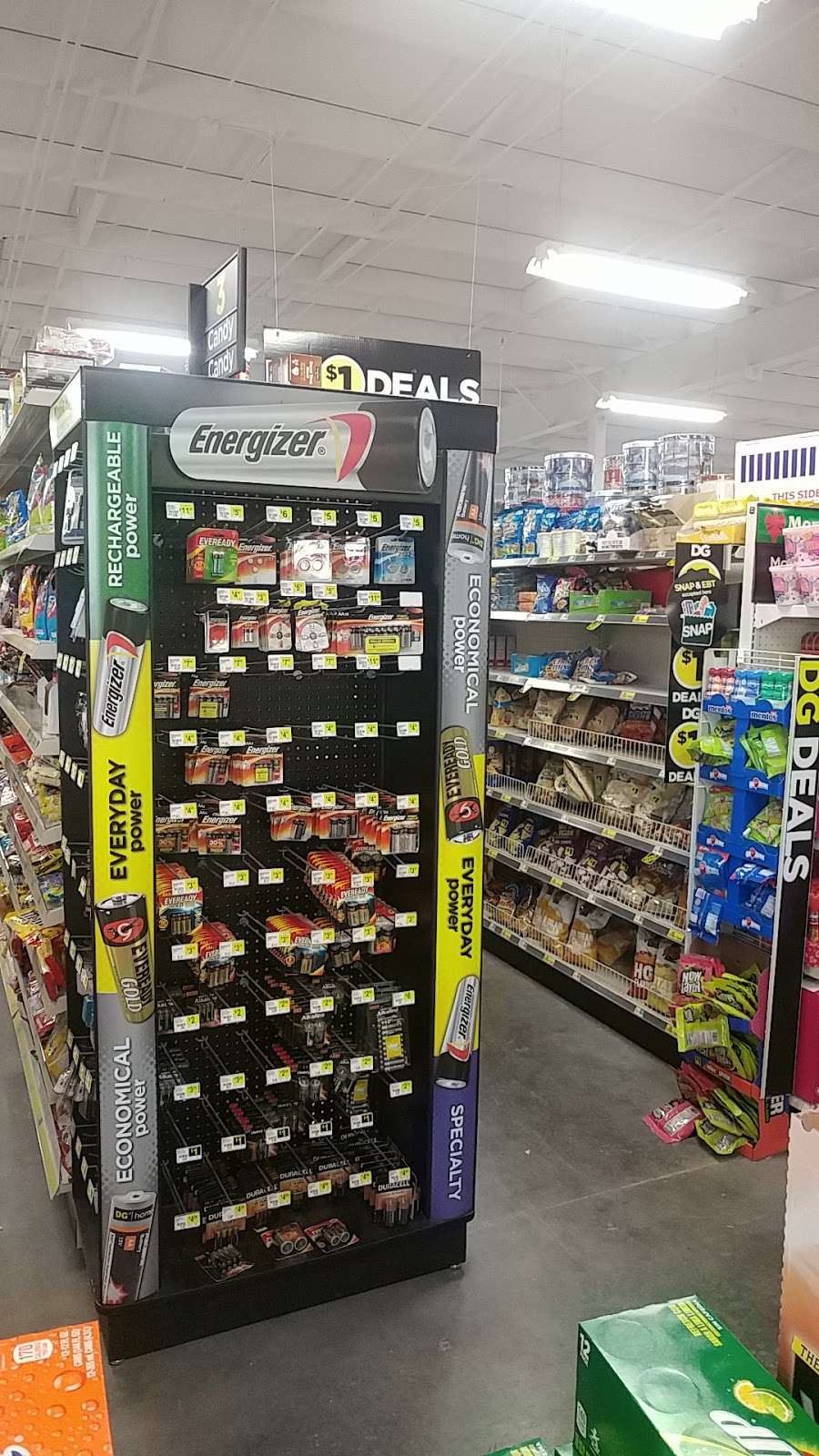 Dollar General | 901 E 3rd St, Lowry City, MO 64763, USA | Phone: (660) 924-0210
