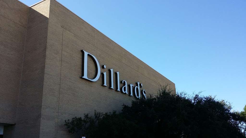 Dillards | 6301 Northwest Loop 410 Ste D, San Antonio, TX 78238, USA | Phone: (210) 681-7970