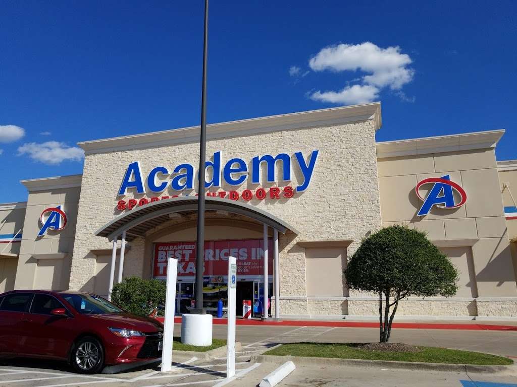 Academy Sports + Outdoors | 23801 Brazos Town Crossing, Rosenberg, TX 77471, USA | Phone: (832) 595-6700