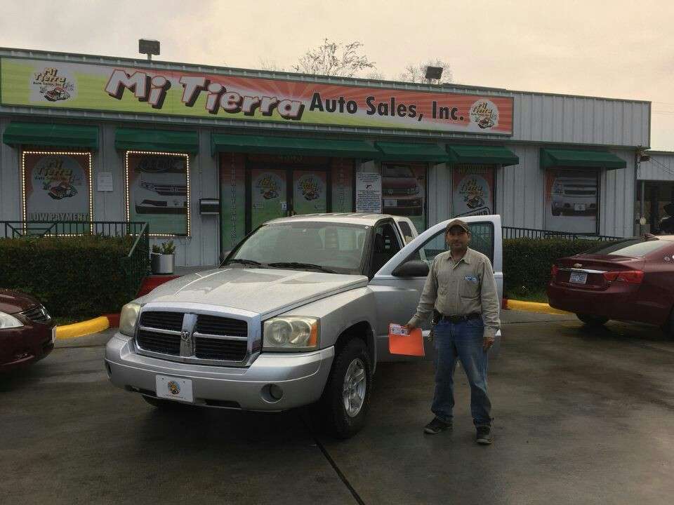 Mi Tierra Auto Sales | 4545 Spencer Hwy, Pasadena, TX 77504, USA | Phone: (713) 277-7535