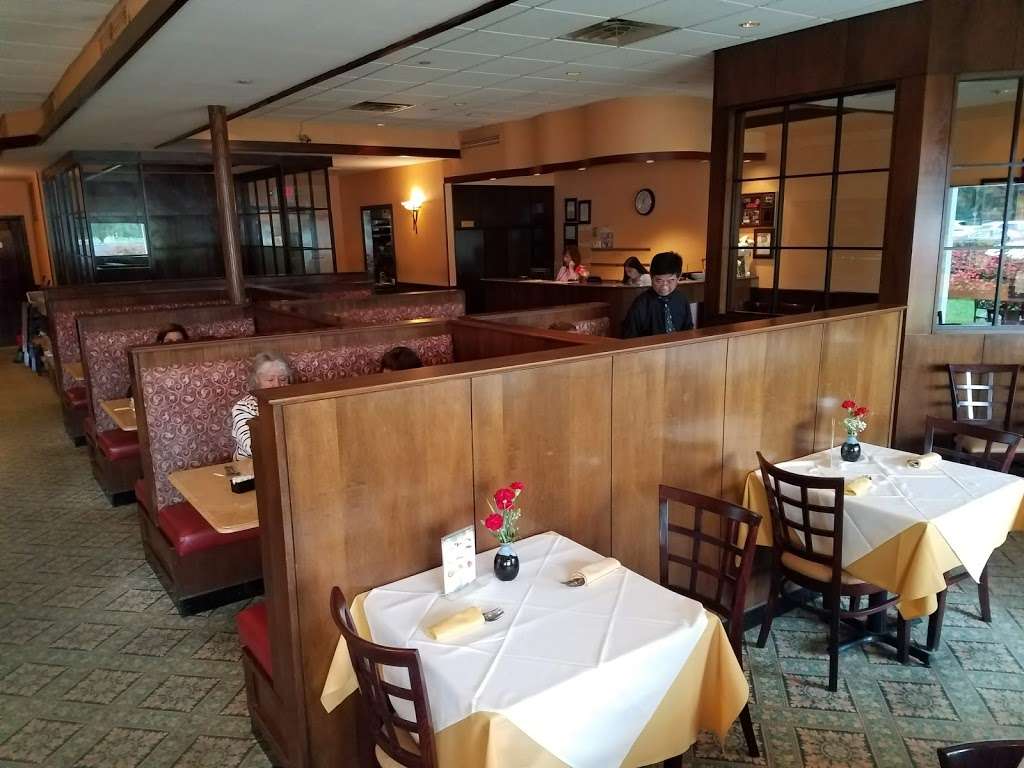 Golden Dynasty Restaurant | 2113, 825 Franklin Lake Rd, Franklin Lakes, NJ 07417, USA | Phone: (201) 891-7866