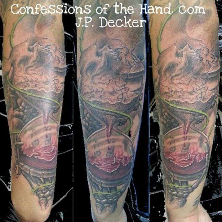Confessions of the Hand Fine Art and Tattoo Gallery | 59 13th St, St Cloud, FL 34769, USA | Phone: (407) 690-0680