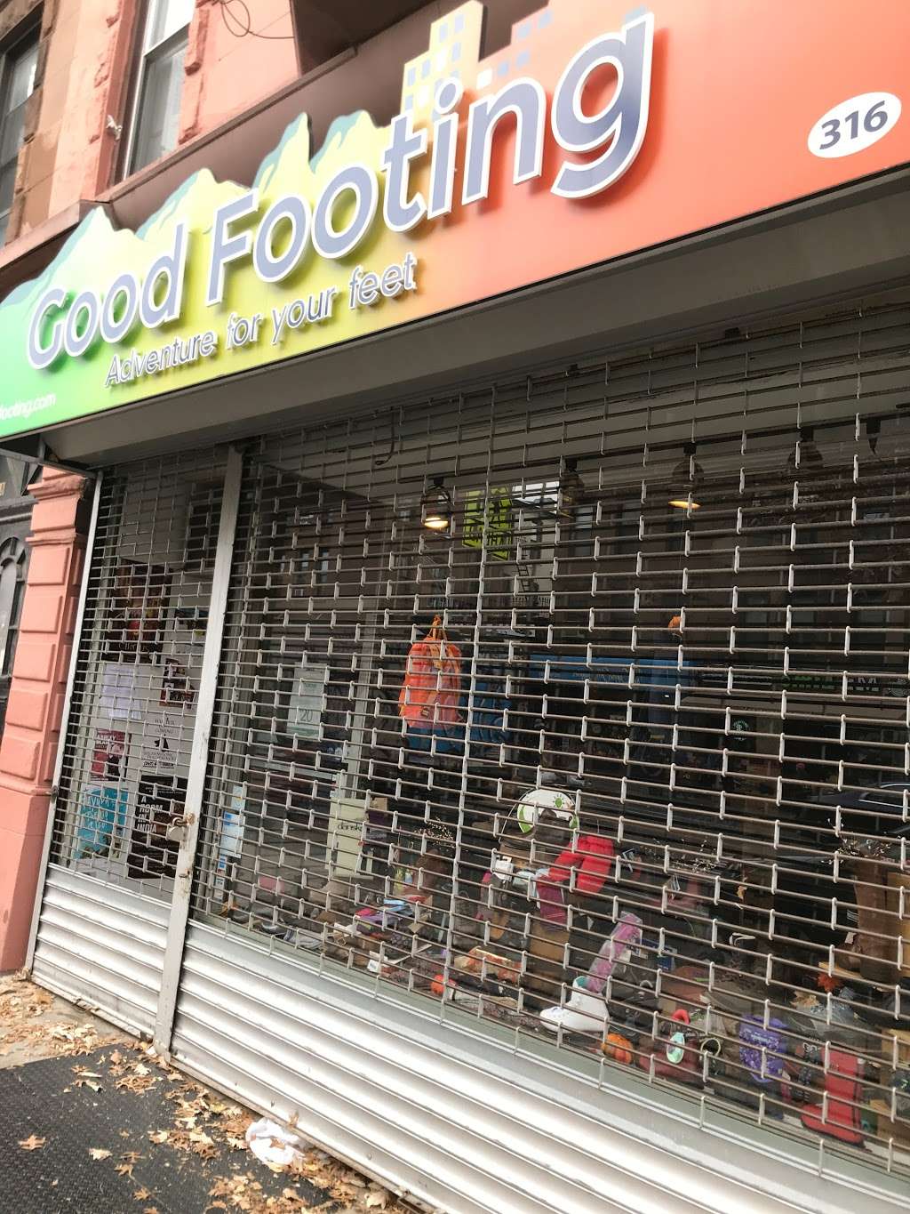 Good Footing | 316 7th Ave, Brooklyn, NY 11215, USA | Phone: (718) 768-9500