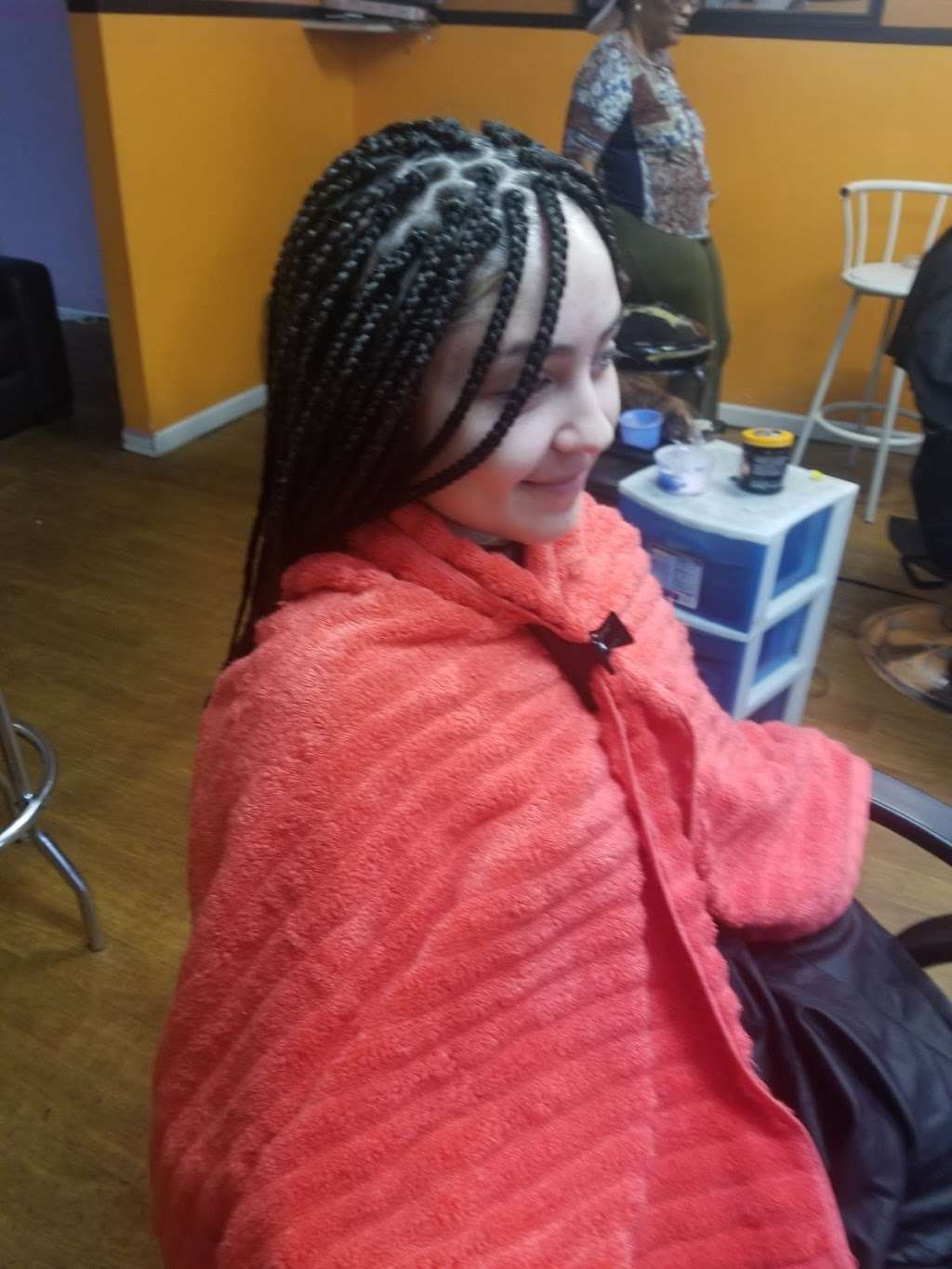 RUGUI AFRICAN HAIR BRAIDING | 6947 W North Ave, Oak Park, IL 60302, USA | Phone: (708) 358-0752