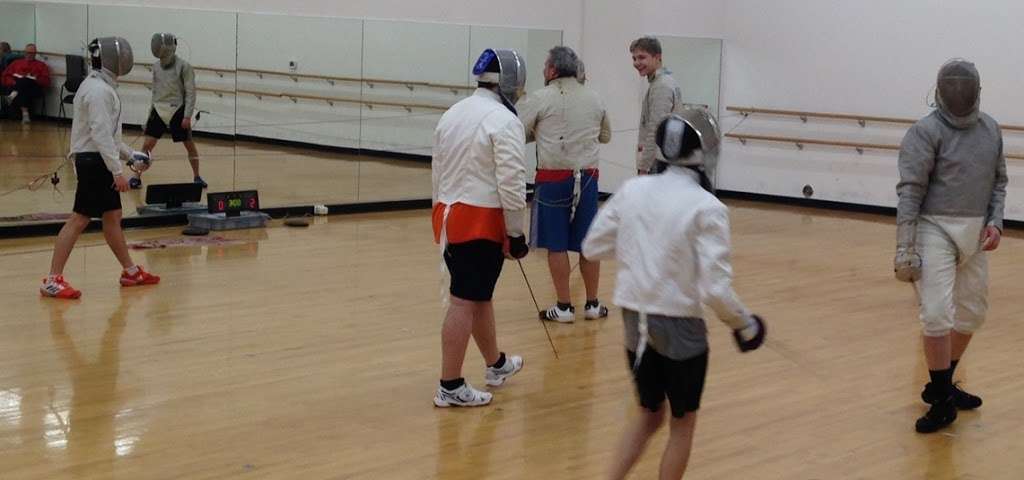 Queen City Fencing | 10030 Callabridge Ct, Charlotte, NC 28216, USA | Phone: (980) 263-1669