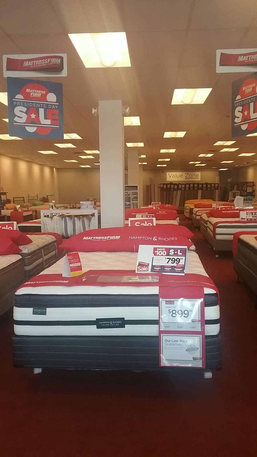 Mattress Firm Franklin | 240 Franklin Village Drive, Franklin, MA 02038, USA | Phone: (508) 298-0008