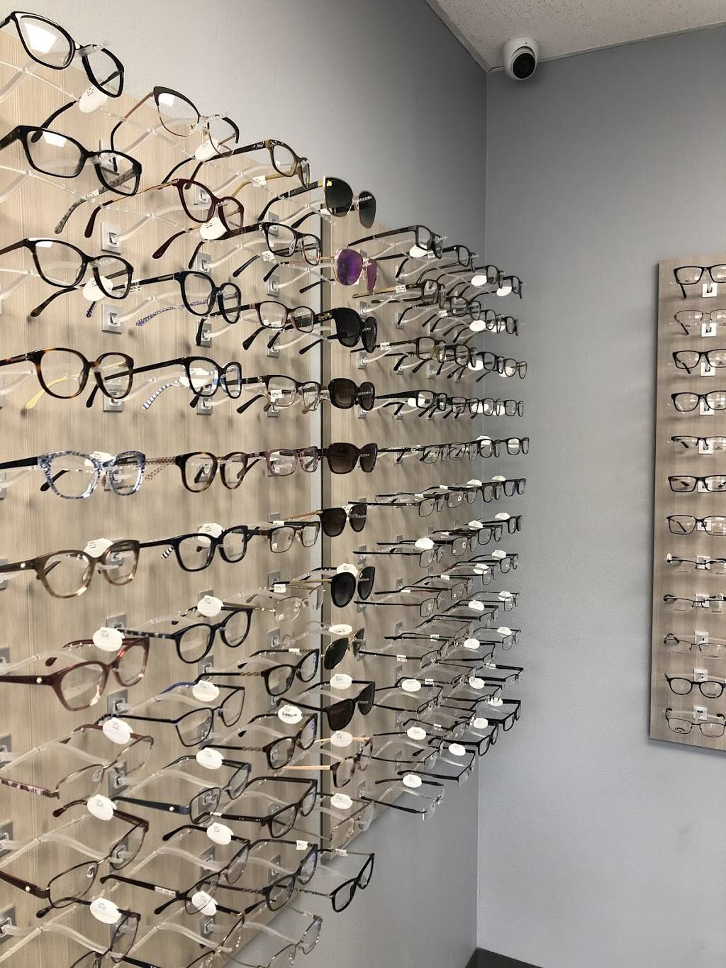 Eye-Deal Vision | 8010 5th St Suite 3, Somerset, TX 78069, USA | Phone: (210) 691-4733