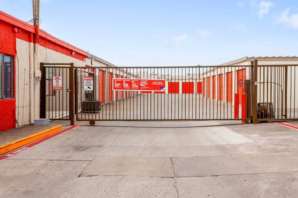 Public Storage | 3401 K Ave, Plano, TX 75074, USA | Phone: (972) 905-6787