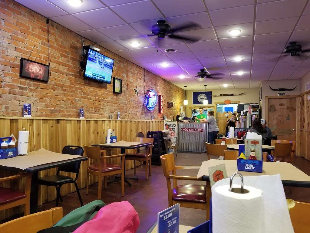 Chops BBQ and Catering | 109 E Main St, Smithville, MO 64089, USA | Phone: (816) 866-4337