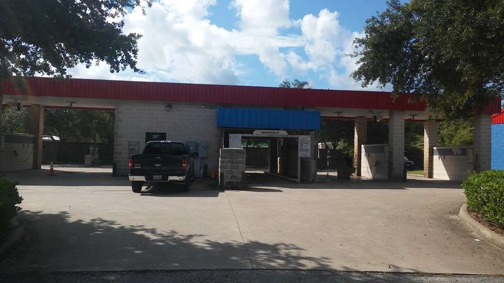 Kwik Kar #2 | 4411, 309 W Edgewood Dr, Friendswood, TX 77546, USA | Phone: (281) 993-4628