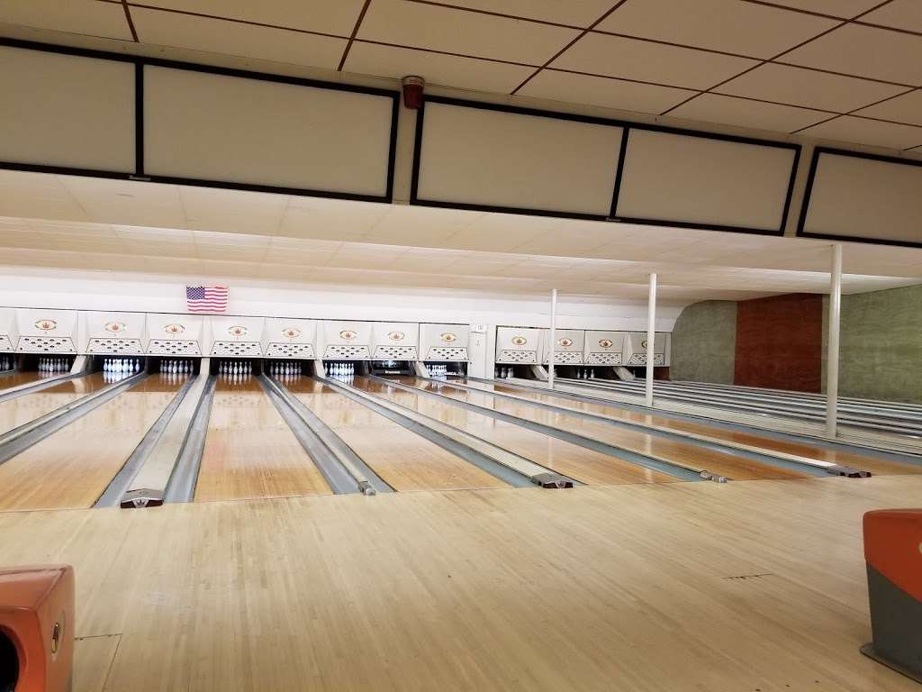 Fryes Lake Lanes | 2800 Poplar Tent Rd, Concord, NC 28027, USA | Phone: (704) 782-5952