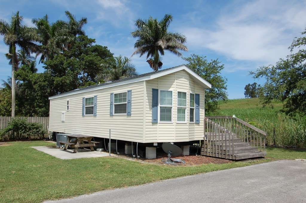 Pahokee Beach RV Resort | 297 W Main St, Pahokee, FL 33476, USA | Phone: (561) 951-4663