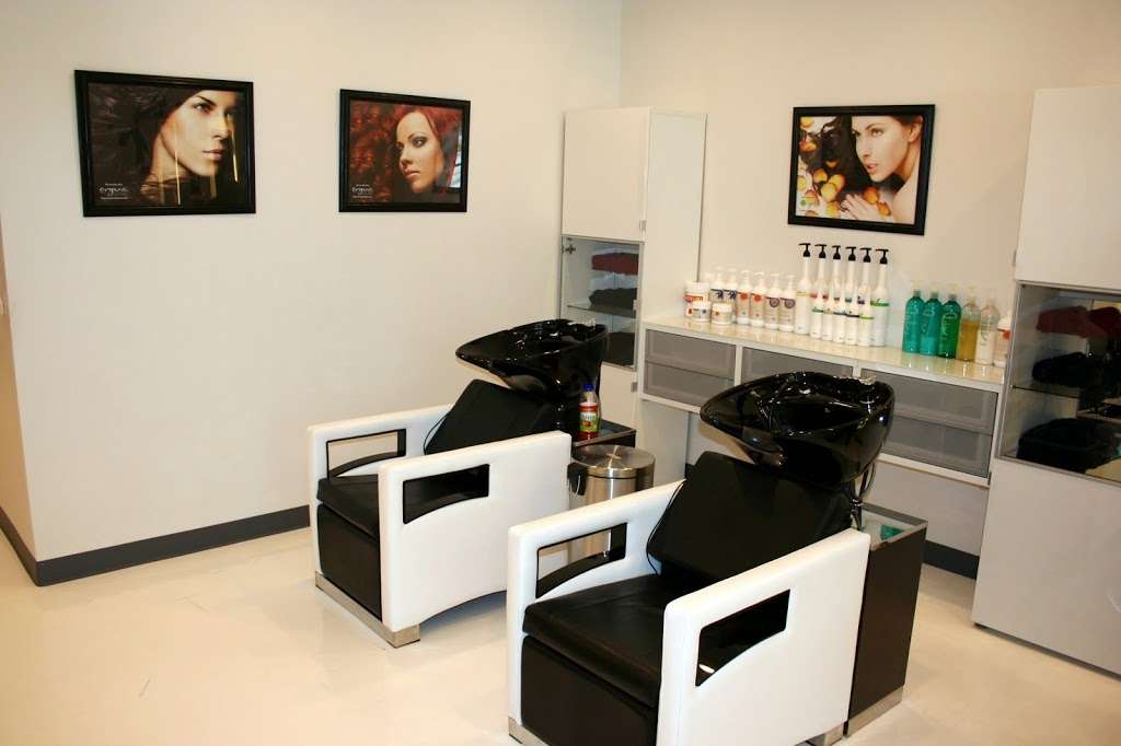 Venus Avani Eco Salon & Organic Beauty Bar | 127 Rockingham Rd, Derry, NH 03038, USA | Phone: (603) 216-5079