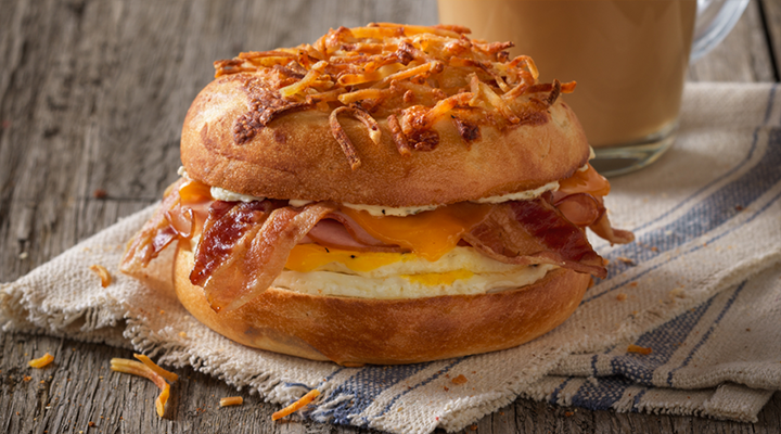 Einstein Bros. Bagels | 2500 E Airport Dr #2215, Ontario, CA 91761, USA | Phone: (909) 975-8008