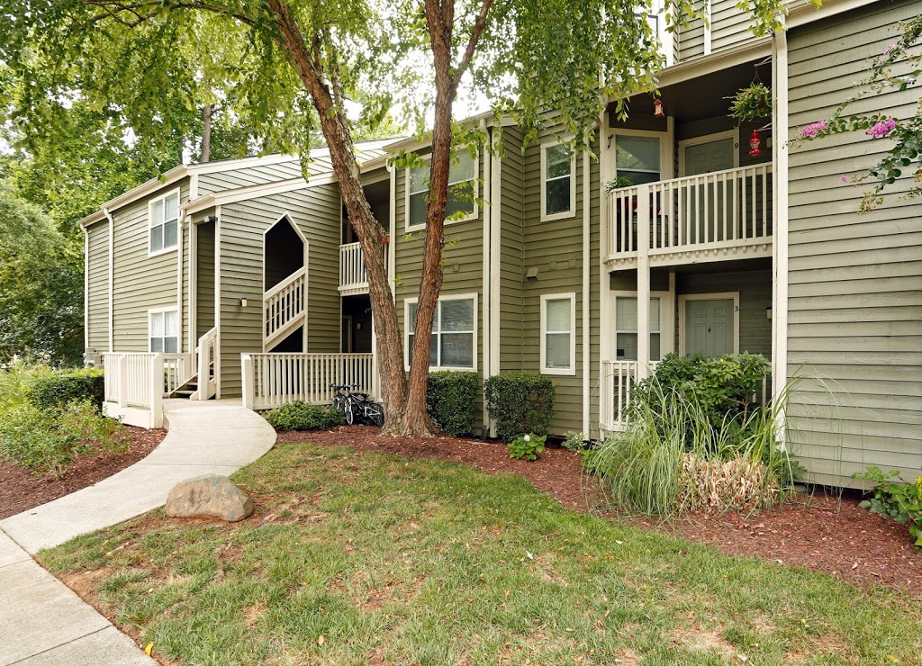 180 West Apartments | 180 BPW Club Rd Apt F8, Carrboro, NC 27510, USA | Phone: (919) 373-6652