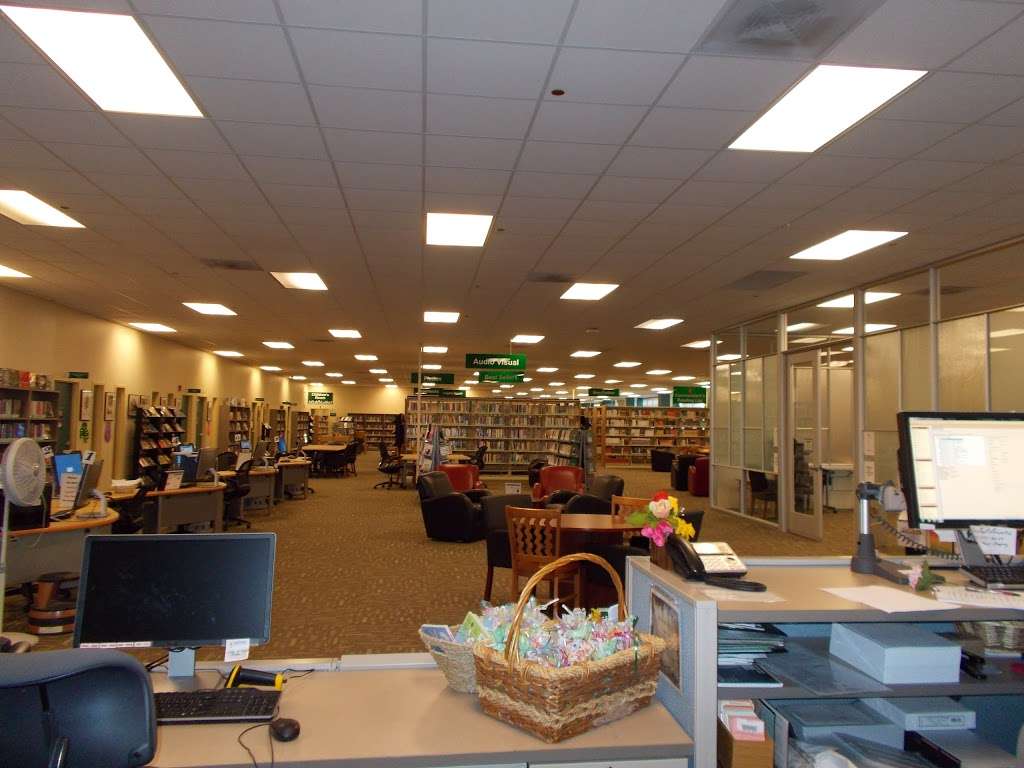 MCAS Miramar Library- USMC MCCS | 5305 Miramar Way, San Diego, CA 92145, USA | Phone: (858) 577-1261