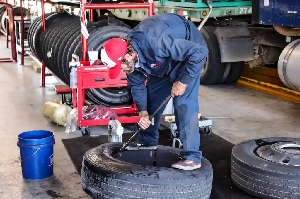 Flag City Truck Wash and Service | 6386 West, Capitol Ave, Lodi, CA 95242, USA | Phone: (209) 333-1001