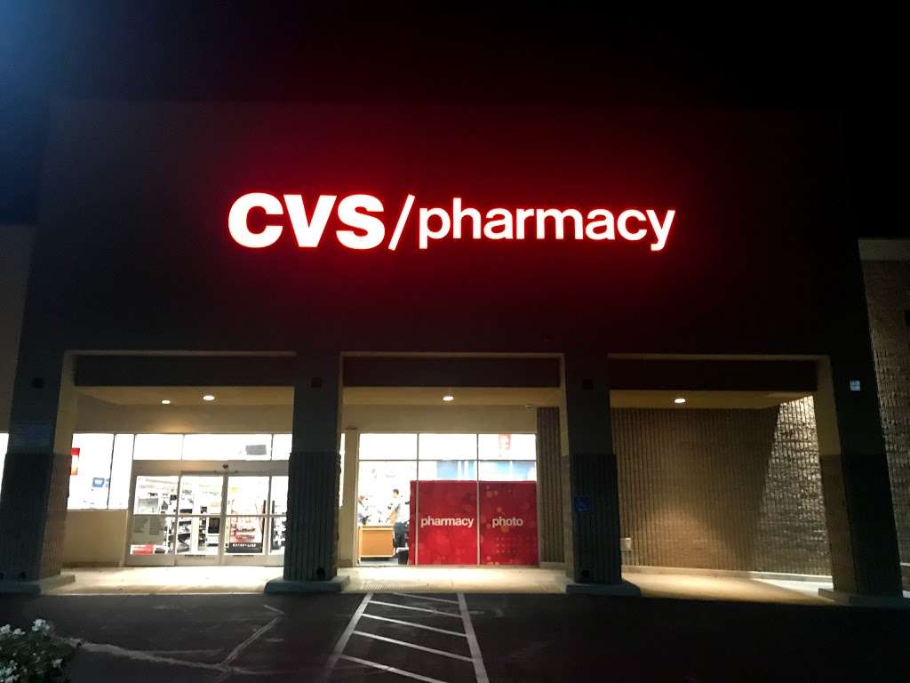 CVS Pharmacy | 591 Country Club Dr, Simi Valley, CA 93065, USA | Phone: (805) 584-2053