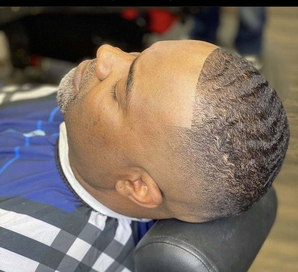 Headliners barber lounge | 1102 Railroad Ave #1001, Portland, TX 78374, USA | Phone: (361) 977-2002