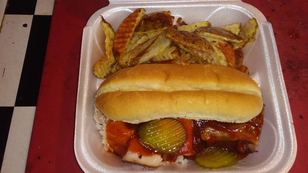 Dekes BBQ | 5200 Raytown Rd, Kansas City, MO 64133, USA | Phone: (816) 737-9588