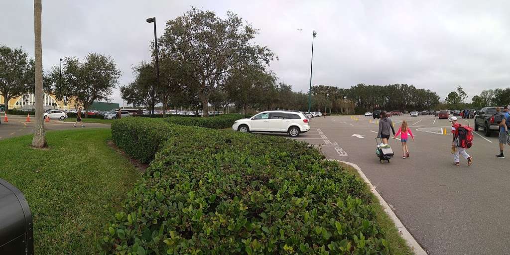 Touchdown Parking Lot | S Victory Way, Kissimmee, FL 34747, USA