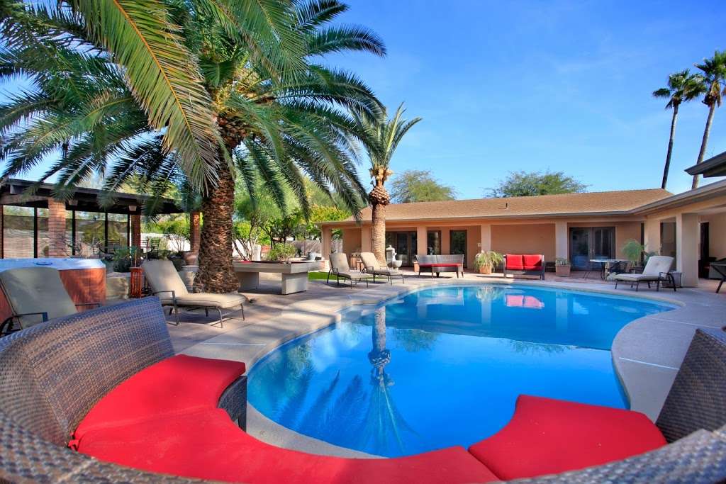 Arizona Vacation Rentals | 5350 E High St, Phoenix, AZ 85054, USA | Phone: (888) 711-8105