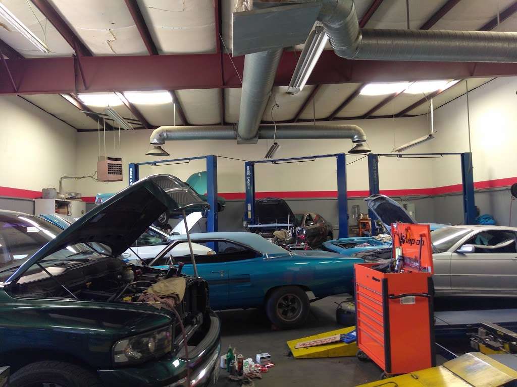 Ray And Sons Auto Repair | 160 S Lilac Ave, Rialto, CA 92376, USA | Phone: (909) 430-1778