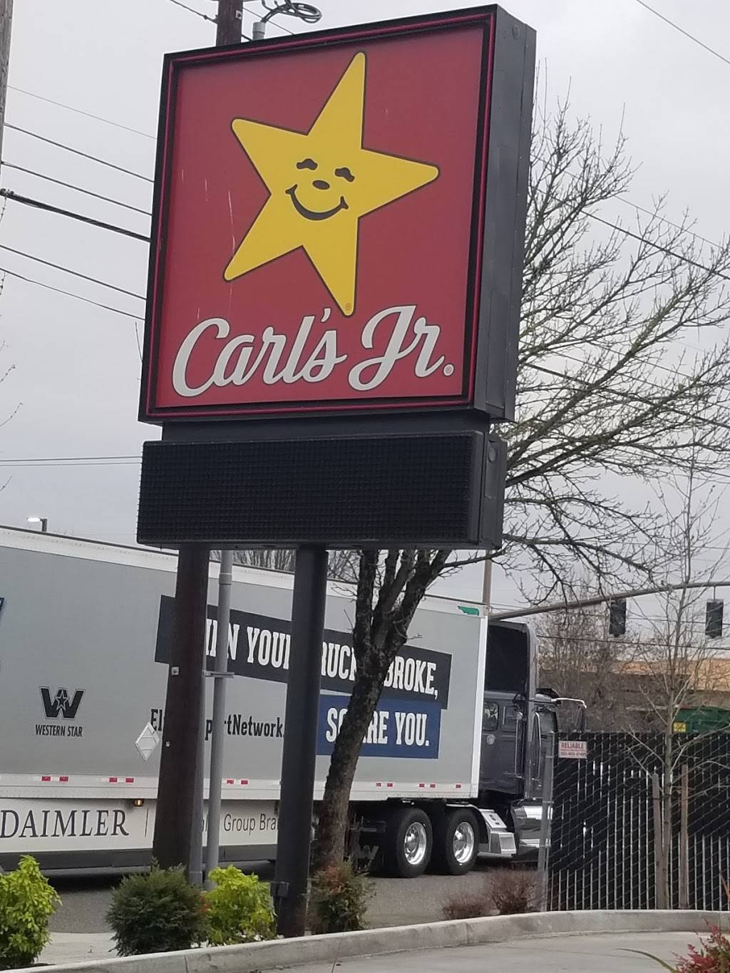 Carls Jr. | 250 NE Columbia Blvd, Portland, OR 97211, USA | Phone: (503) 477-6387