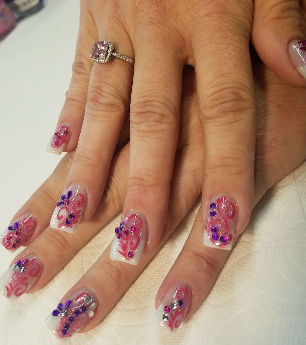 Rock A Betties Beauty Salon | 158 E Main St, El Cajon, CA 92020, USA | Phone: (619) 579-0617