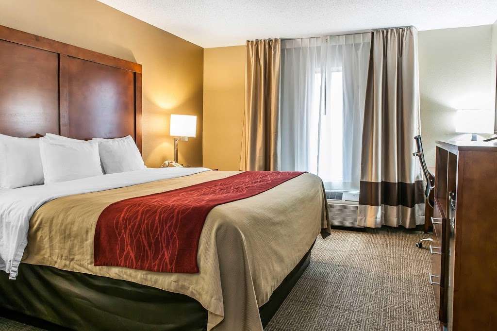 Comfort Inn Airport | 6107 Cambridge Way, Plainfield, IN 46168, USA | Phone: (317) 204-3768