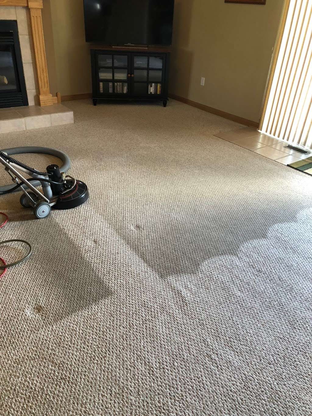 Terrys Carpet Cleaning | 561 W Barberry Cir, Yorkville, IL 60560, USA | Phone: (630) 882-9167