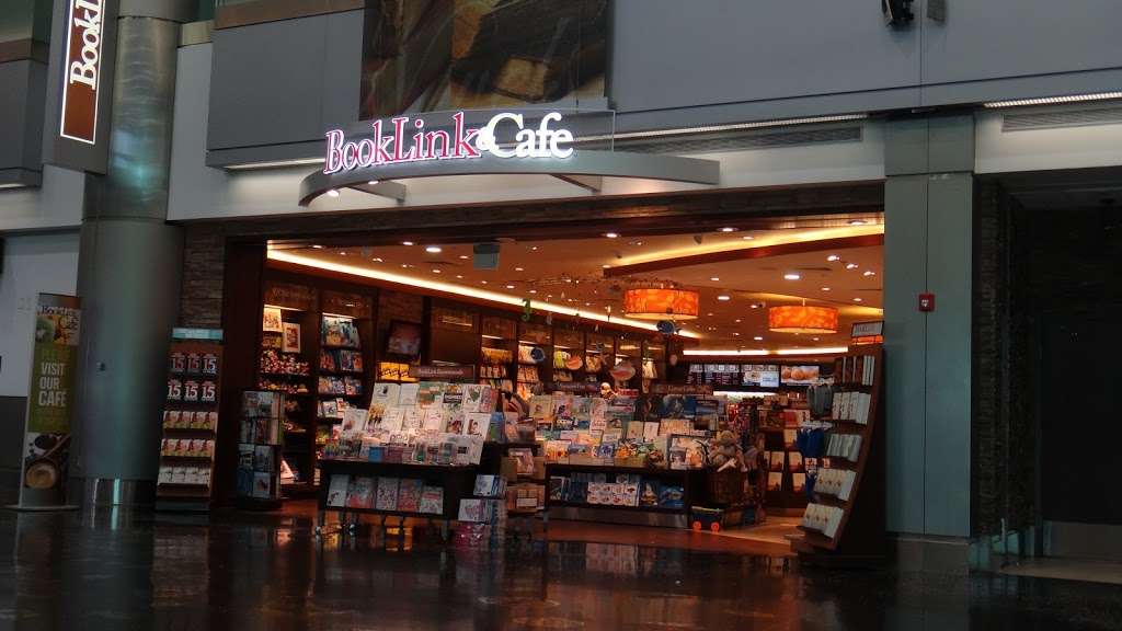 Booklink and Cafe | 2100 Northwest 42nd Avenue, Miami, FL 33126, USA | Phone: (305) 874-3884