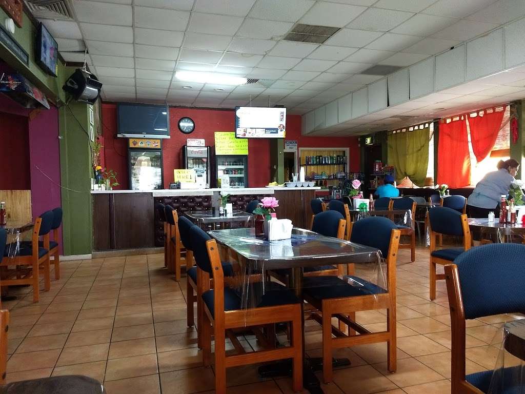 Burritos y Tacos El Patron | 2224 E Airport Fwy, Irving, TX 75062, USA | Phone: (214) 460-9837