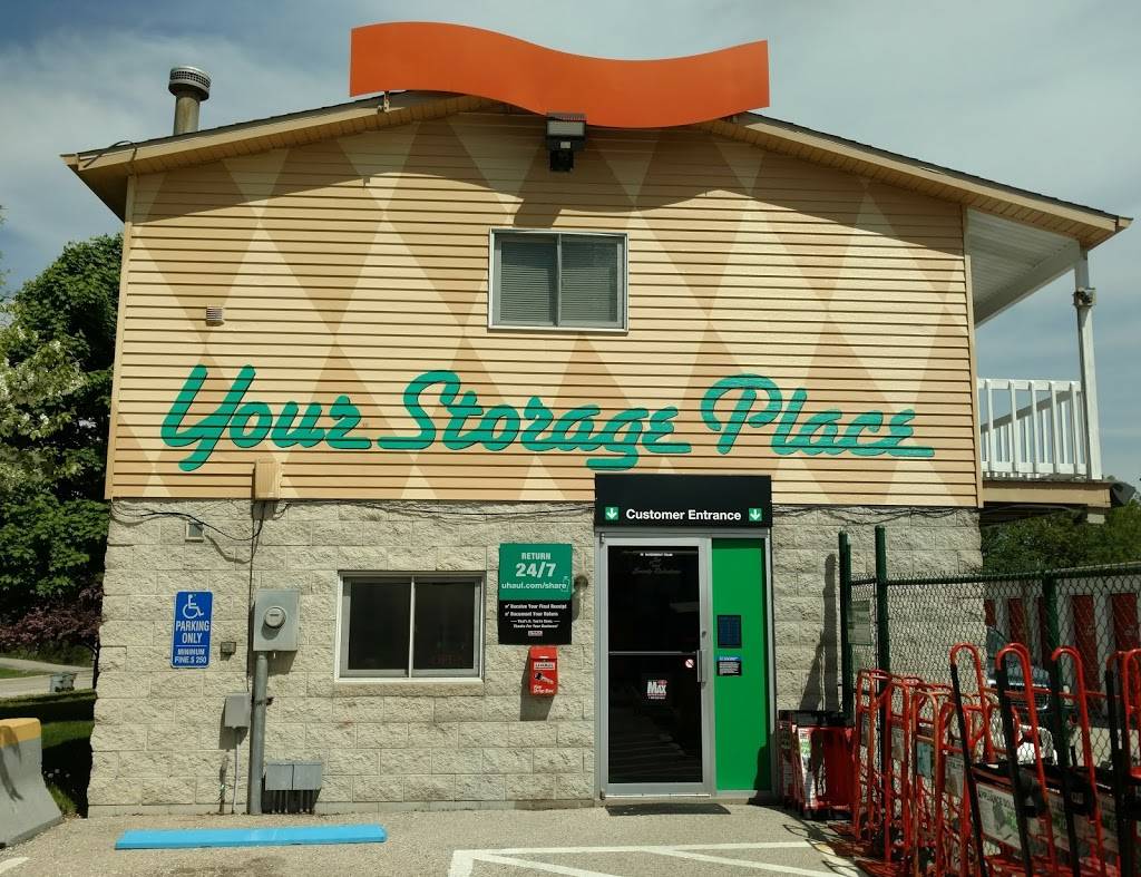 U-Haul Moving & Storage of Granville Station | 8626 N Granville Rd, Milwaukee, WI 53224, USA | Phone: (414) 365-6464