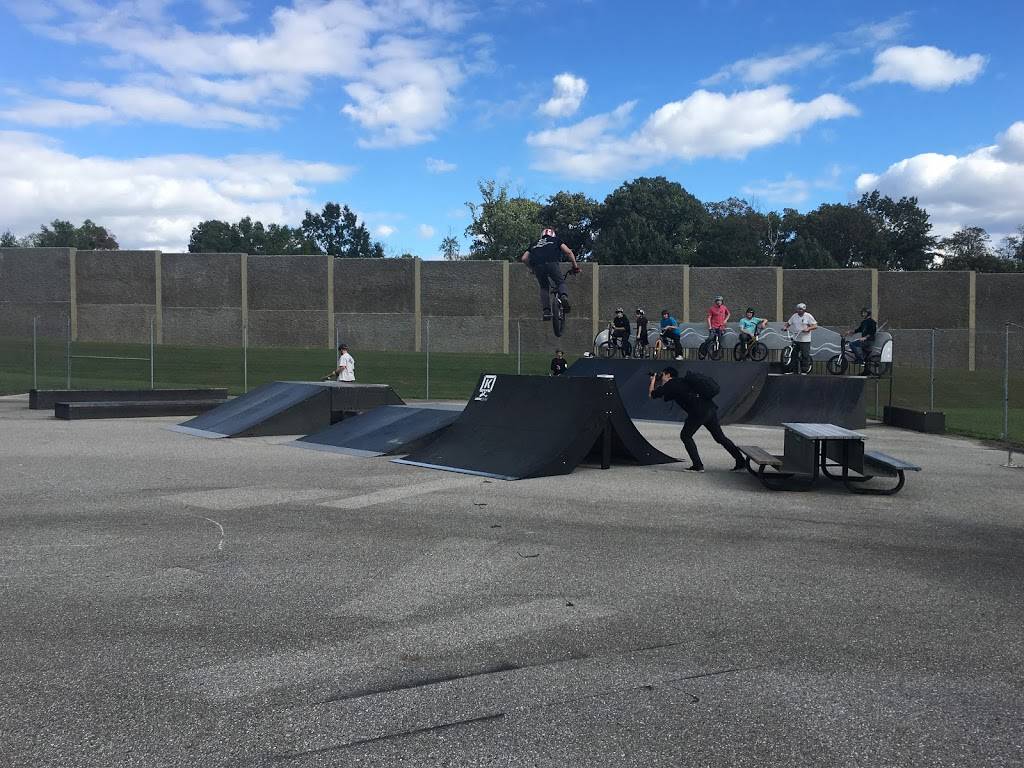 Sandy Hills Skate Park | 3326 Bero Rd, Lansdowne, MD 21227, USA | Phone: (410) 499-6932