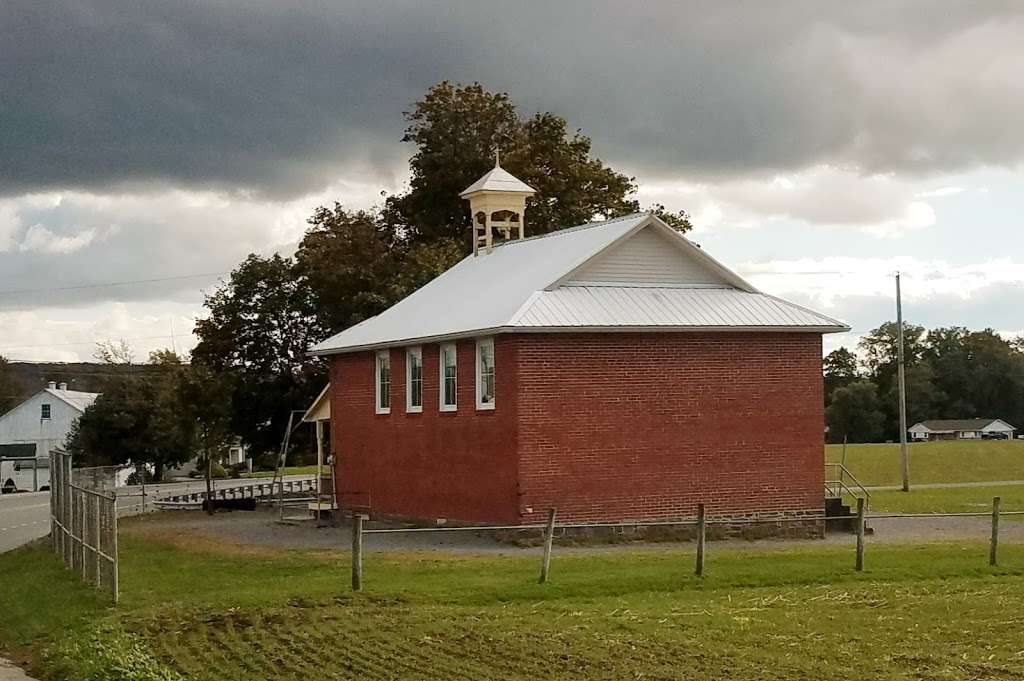 Linden Grove School | East Earl, PA 17519, USA