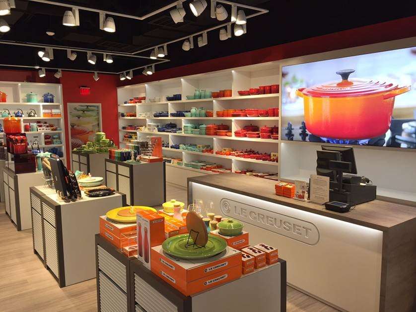 Le Creuset Outlet Store | 29300 US-290 SUITE 119, Cypress, TX 77433, USA | Phone: (281) 256-7356