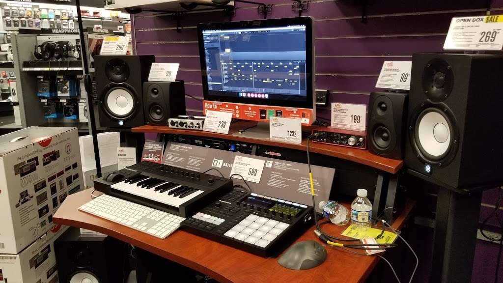 Guitar Center | 1292 Millersville Pike, Lancaster, PA 17603, USA | Phone: (717) 390-4807