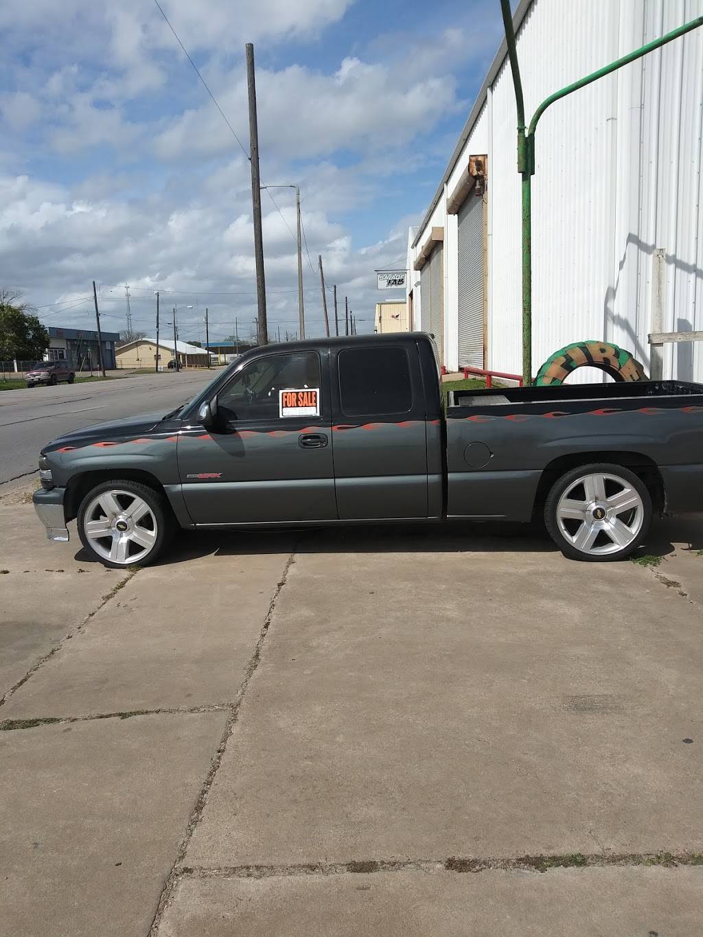 Rodriguez Tire Shop | 1701-1799 12th St, Bay City, TX 77414, USA | Phone: (979) 330-7341