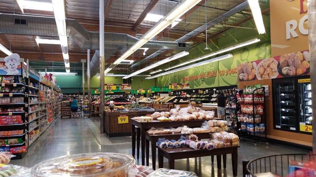 Food 4 Less | 44455 Valley Central Way, Lancaster, CA 93536, USA | Phone: (661) 940-6373