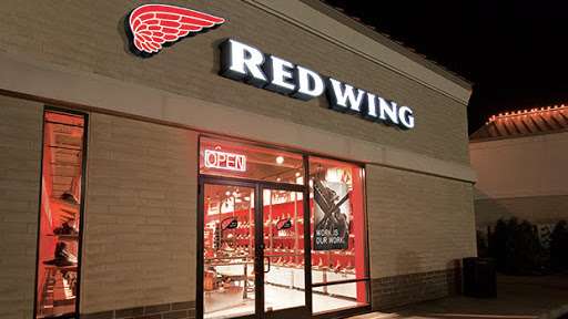 Red Wing | 346 4th Ave, Brooklyn, NY 11215, USA | Phone: (718) 855-8190