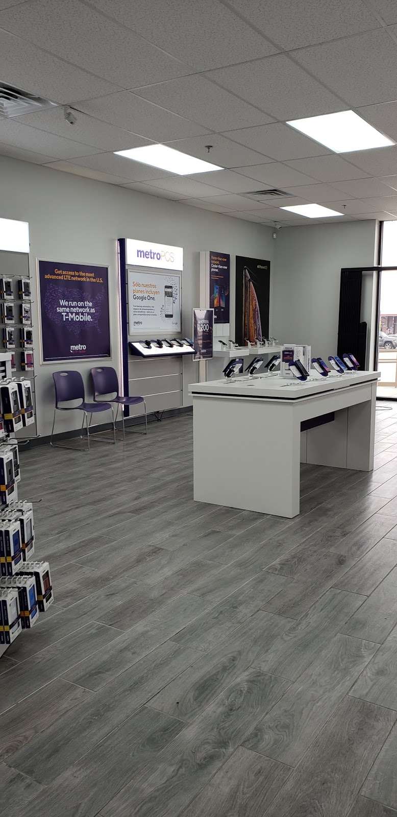 Metro by T-Mobile | 5550 S Buckner Blvd Ste 280, Mesquite, TX 75149, USA | Phone: (888) 863-8768